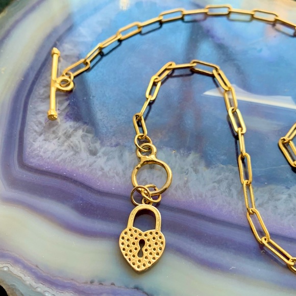 Paperclip Link Necklace with ‘Diamond’ Heart Locket Pendant Charm - Picture 3 of 5